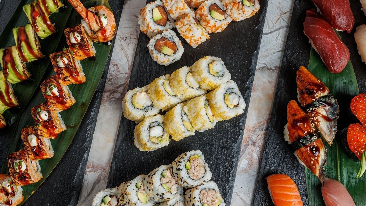 Image of Sushi at Ηome by AKROTHEA