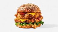 Objednať Crispy chedar burger menu s hranolkami