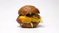 Objednať Red hot chilli burger menu s hranolkami