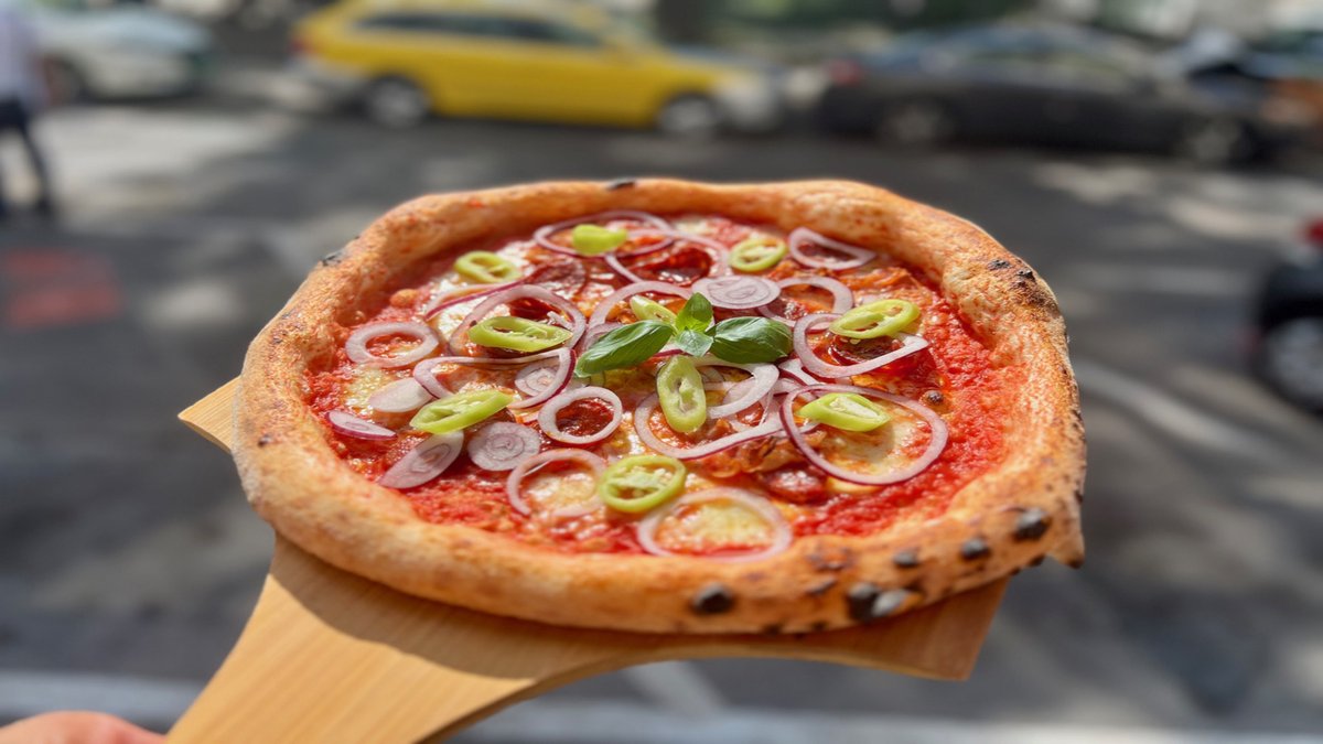 Image of Luigi Pizza