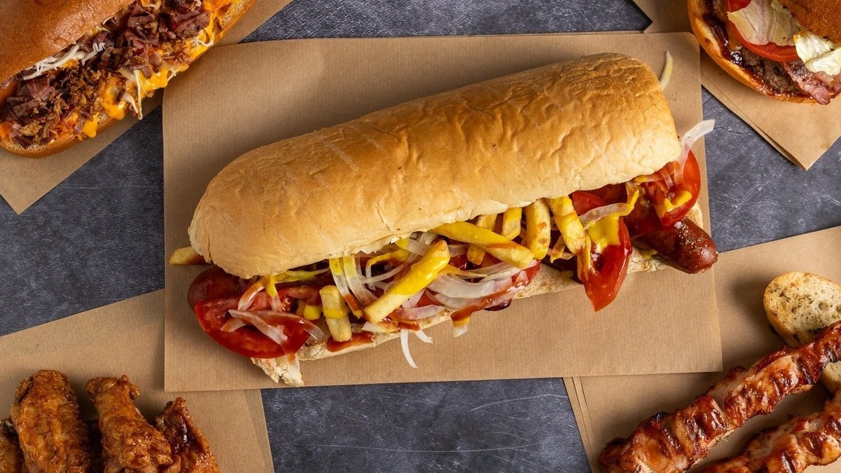 Image of Theos Cantine