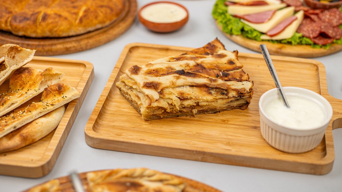 Restaurant Motrat Binjake | Wolt | Delivery | Pristina