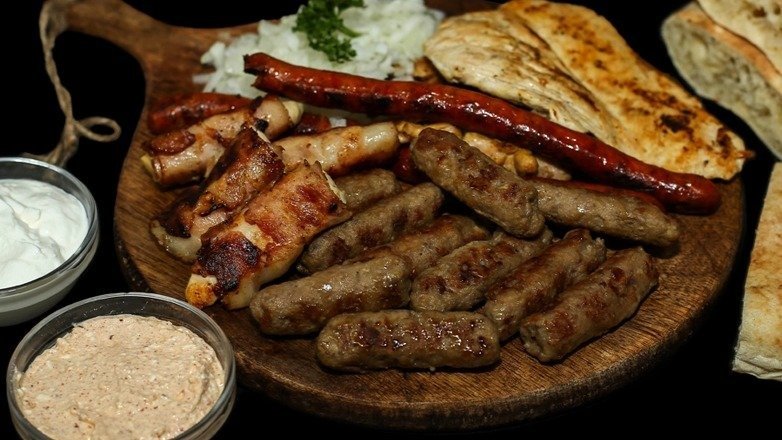 Image of Urnebes Rostilj