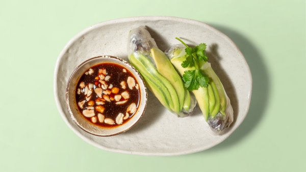 Nem Cuon Chay - Vegane vietnamesische Sommerrollen mit Avocado und frischem Gemüse