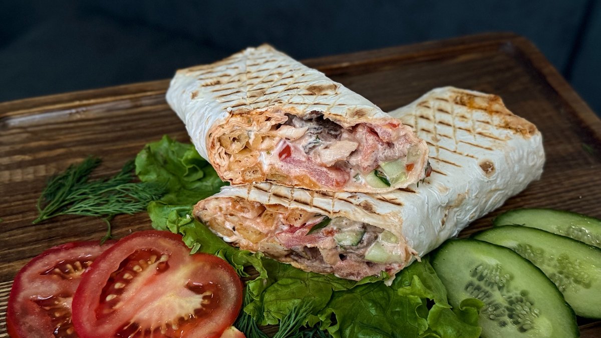 Куриный донер в лаваше