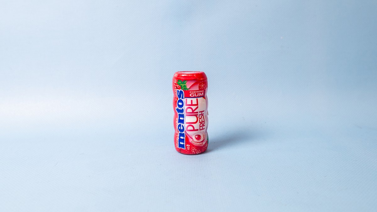 Mentos Gum Strawberry Flavor - Menu Item