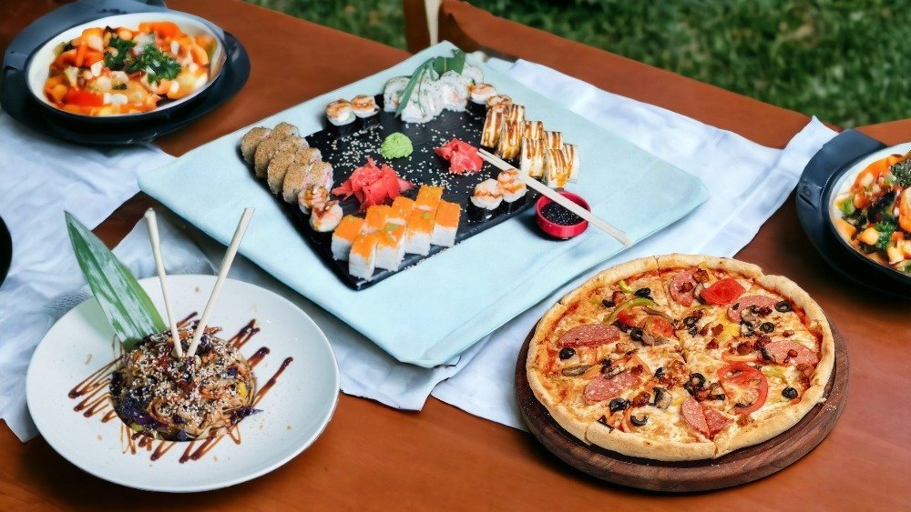 Image of Sushi by Fereh Hazi Aslanov