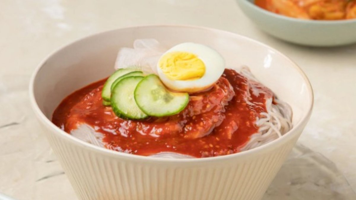 Lee's Hamheung-style Bibim Naengmyeon -Cold noodle with sweet & spicy ...