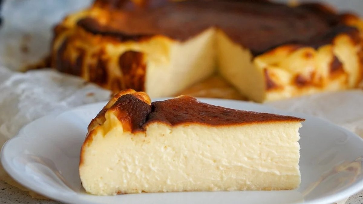 CHEESE CAKE (SLICE )