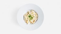 Objednať Penne Quattro Formaggi s parmezánom