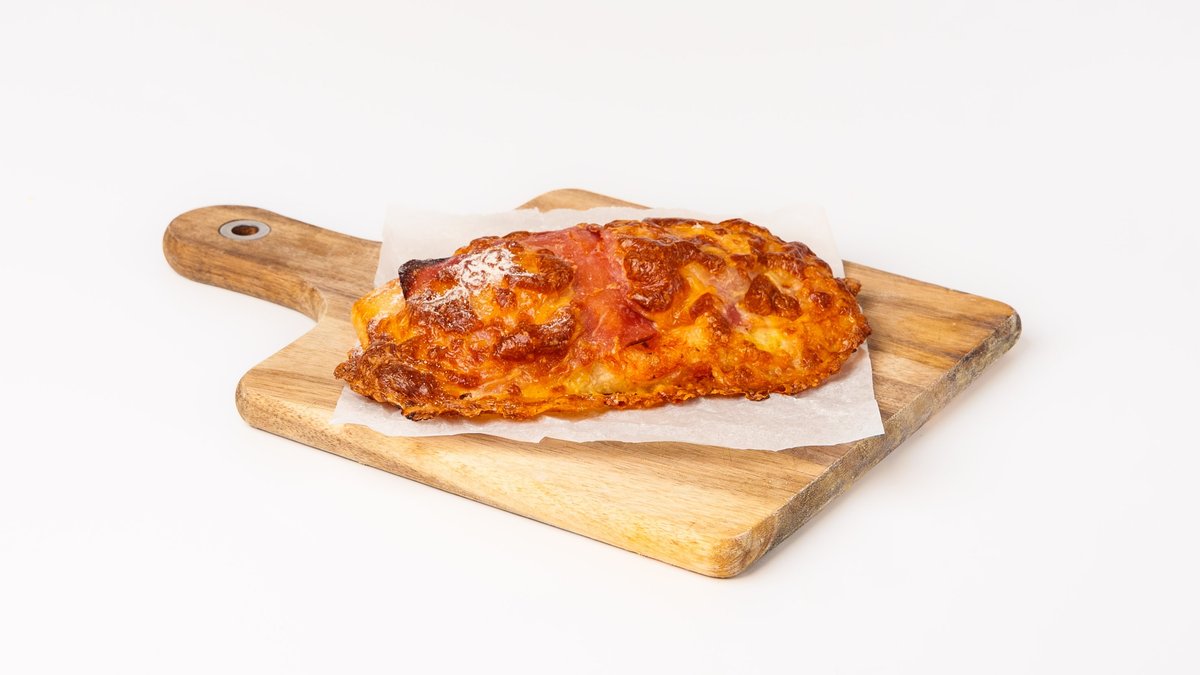 Starý otec Focaccia so šunkou a mozzarelou, 180 g