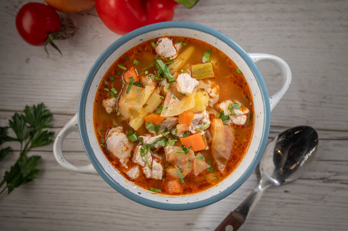 Ciorbă de porc cu legume