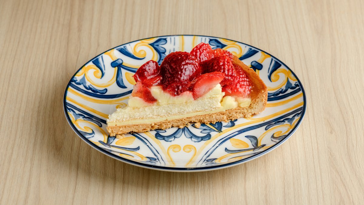 Strawberry Tart at Isabella Café