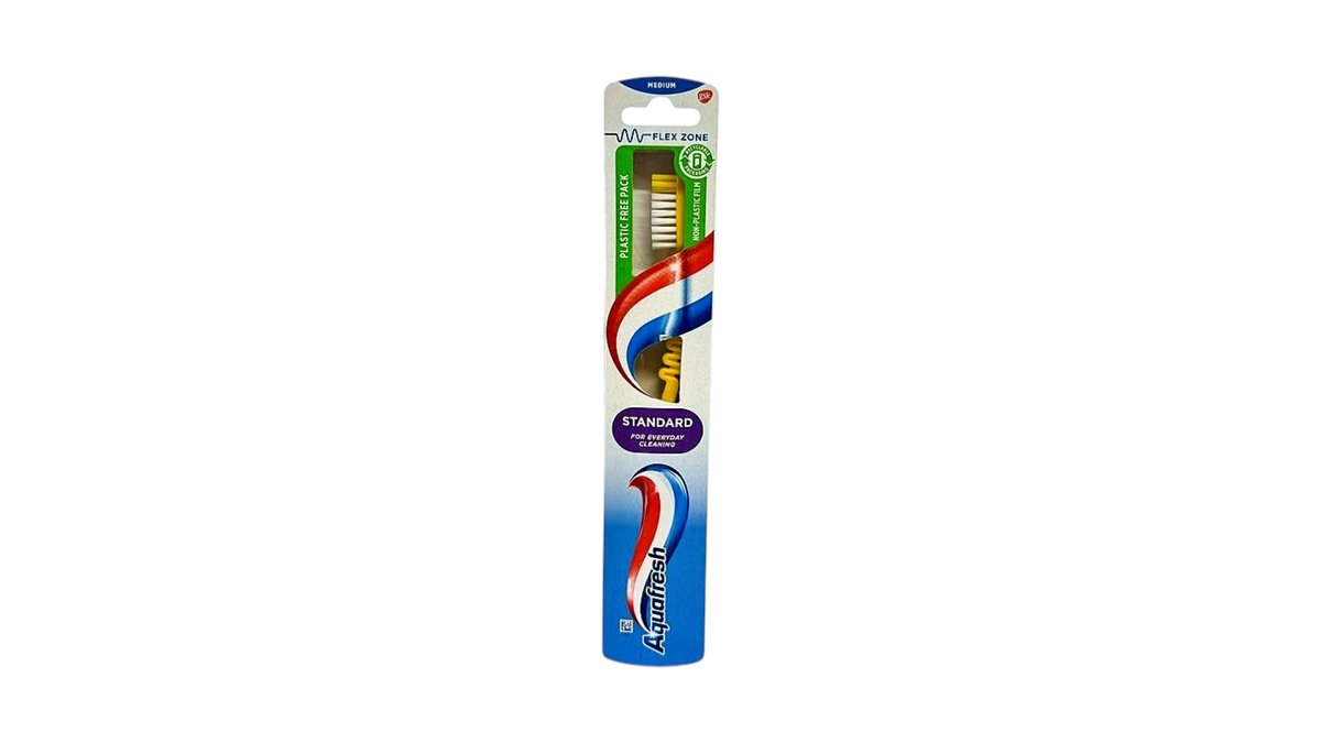 Aquafresh Standard Brushe