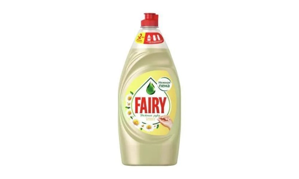Ср-во д/мытья посуды fairy нежные руки ромашка/витамин е 900 мл