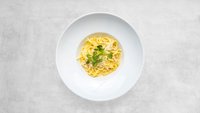 Objednať Brasserka špagety Carbonara s parmezánom a slaninou