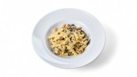 Objednať Penne s dubákmi, smotanou a parmezánom