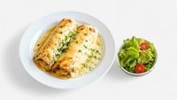 Objednať (400g) Slané palacinky plnené mäsovou plnkou, zapekané a malý šalátik 400g. (1,3,7)