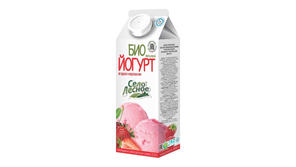 Биойогурт СЕЛО ЛЕСНОЕ Ягодное мороженное 1,5% 900г