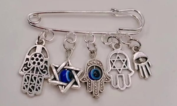 סיכת הגנה ומזל לעגלת תינוק - 1