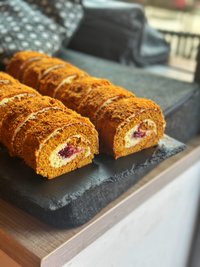 Objednať Menová roláda s malinovým coulis