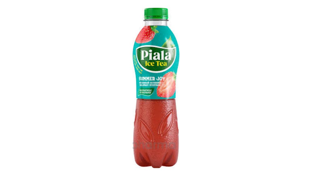 Напиток PIALA Черный чай Клубника 0,5л
