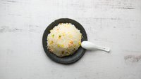 Objednať R2 Pražená ryža so zeleninou a vajíčkom