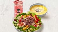 Objednať Menu salát Hovězí líčka s polévkou a ledovým čajem Jahoda Bucco 0,5l