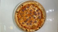 Objednať Pizza Salsiccia Italiana