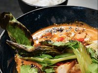 Objednať Červené curry z pečených paprik, jasmínová rýže