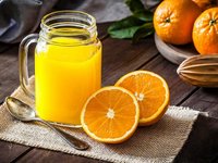 Objednať 100% pomerančový fresh juice
