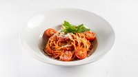 Objednať Spaghetti al pomodoro con burrata e olive