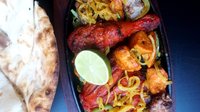 Objednať Tandoori mix grill thali + nan