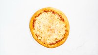 Objednať Pizza Quattro formaggi + Coca cola 0,33l.