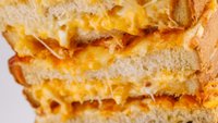 Hozzáadás a kosárhoz XL Triple cheese toast - 3 sajtos toast (sourdough)