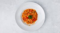 Objednať 350g Bravčové  s paradajkami, šampiňóny, smotana, ryža  parmezán 7