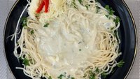 Objednať PIATOK: Špagety s nivovou omáčkou + polievka
