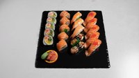 Objednať 30 Sushi set