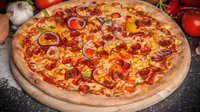 Objednať Hungaria pizza 28cm