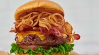 Objednať BBQ bacon cheeseburger 6oz + příloha 🍟 (-20% 💙)