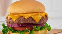 Objednať Big cheeseburger 6oz + příloha 🍟 (-20% 💙)
