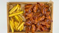 Objednať Wings with large Fries - 3 People