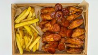 Objednať Wings and Nuggets with large Fries - 3 People