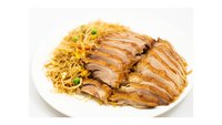 Objednať 19. BIG MENU : Chrumkavá kačica s ryžovými rezancami  a šalátom