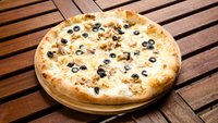 Hozzáadás a kosárhoz Csirkés mediterrán Pizza (32cm)