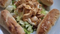 Objednať Šalát s kuracím mäsom + 4 ks mini pizza štangle