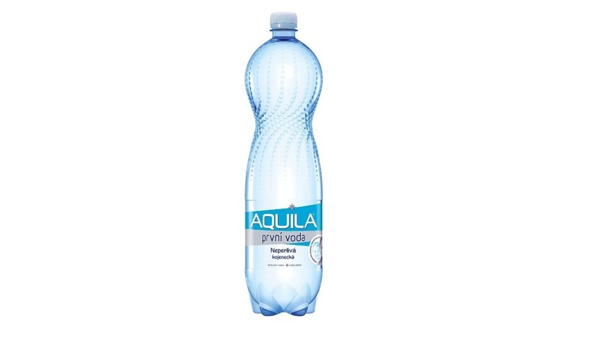 Бутылка воды Aqua Carpatica. Magnesia вода. Куказар вода. Живая вода 0.5. Вода азовская 1