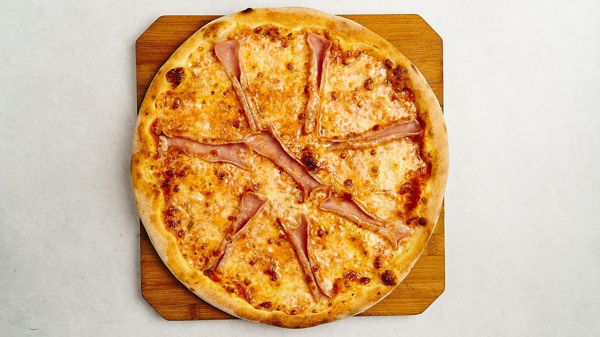 Meter Pizza Prosciutto