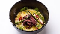 Objednať Thajské kari - Grilovaná chobotnica