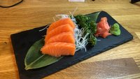 Objednať S33. Sake sashimi